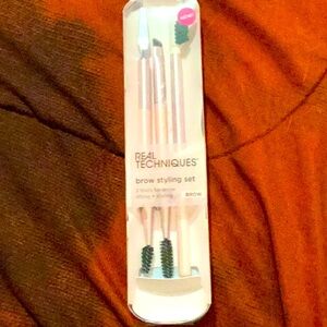 ✨🆕Real Techniques Brow Styling Makeup Brushes Set!💜✨